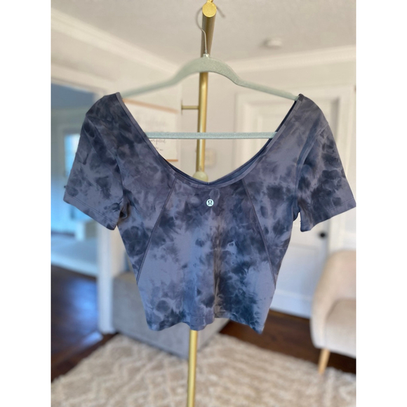 Lululemon Gray Tie-Dye Cropped Top Barre Luxury Workout V Neck Gym Athleisure 6 - Picture 3 of 6